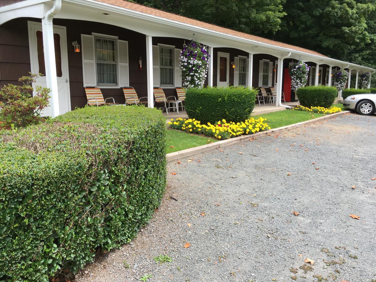 Cave Mountain Motel Windham Exterior photo